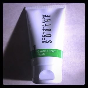 R&F Sooth Gentle Wash NEW